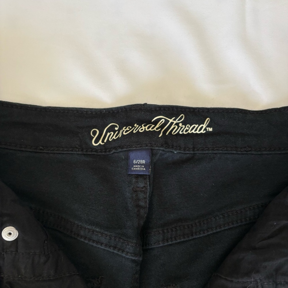 Universal Thread High Rise Skinny Jeans | size 6 | never worn NWOT - Picture 3 of 5